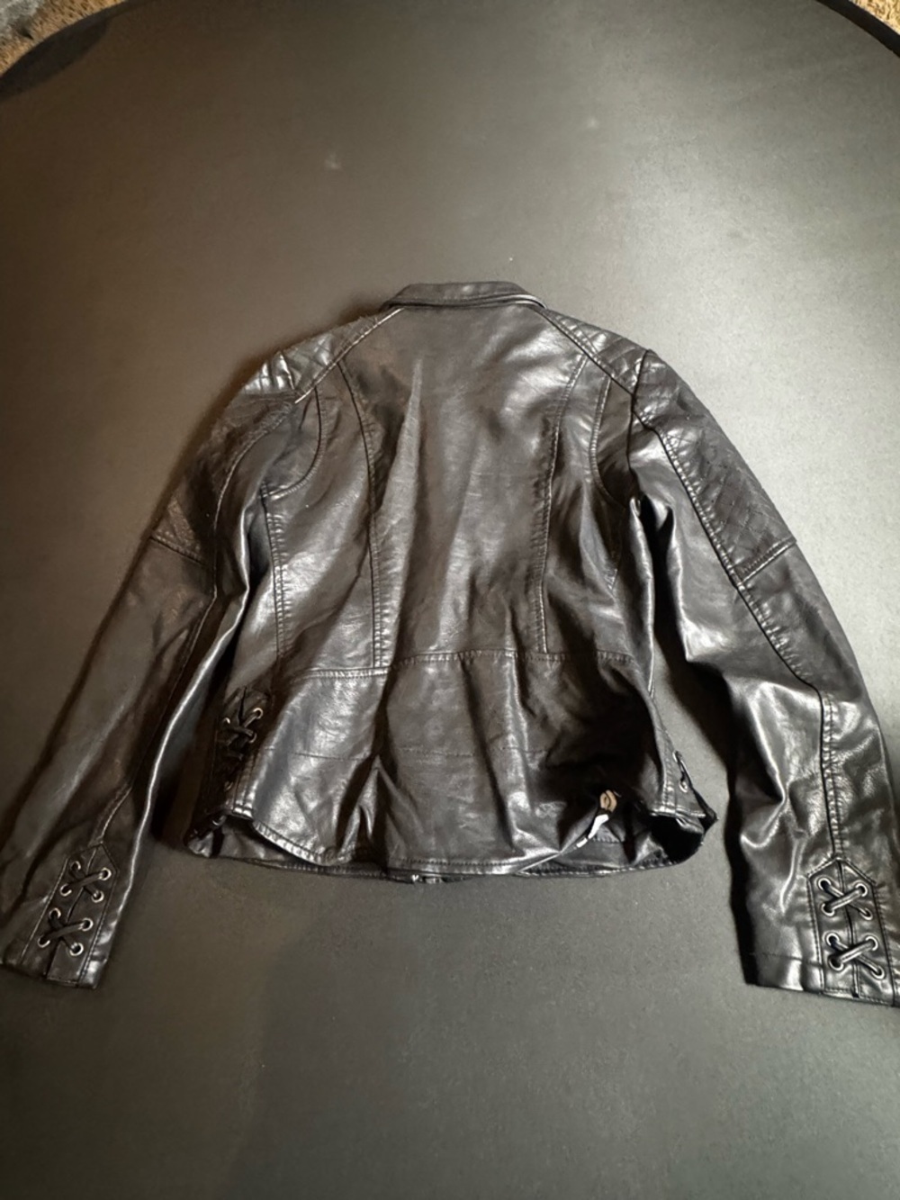 GUESS Black Faux Leather Quilted Shoulder Moto Jacket Y2K - Picture 2 of 7